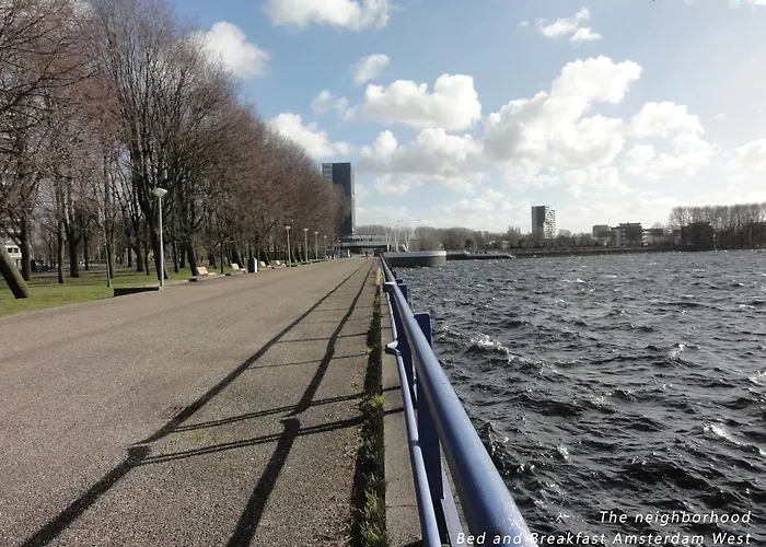 Bed and breakfast West